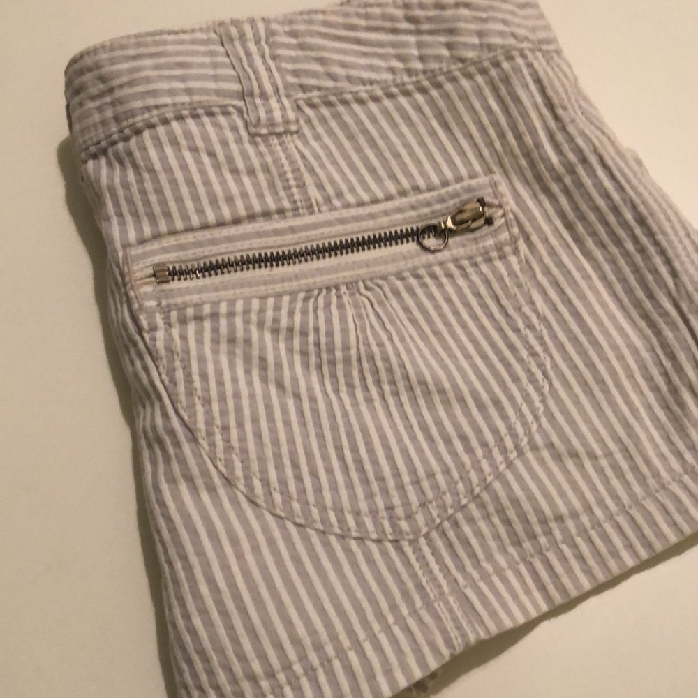 Express Shorts 5/$30 - Picture 3 of 5
